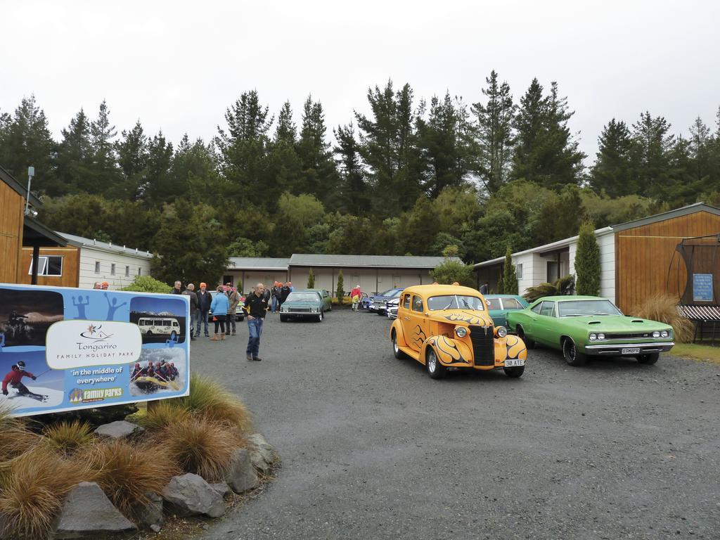 Tongariro Holiday Park Нешнел-Парк Экстерьер фото